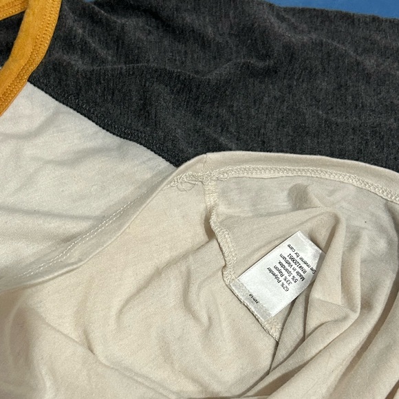 Baseball style shirt - Picture 4 of 5